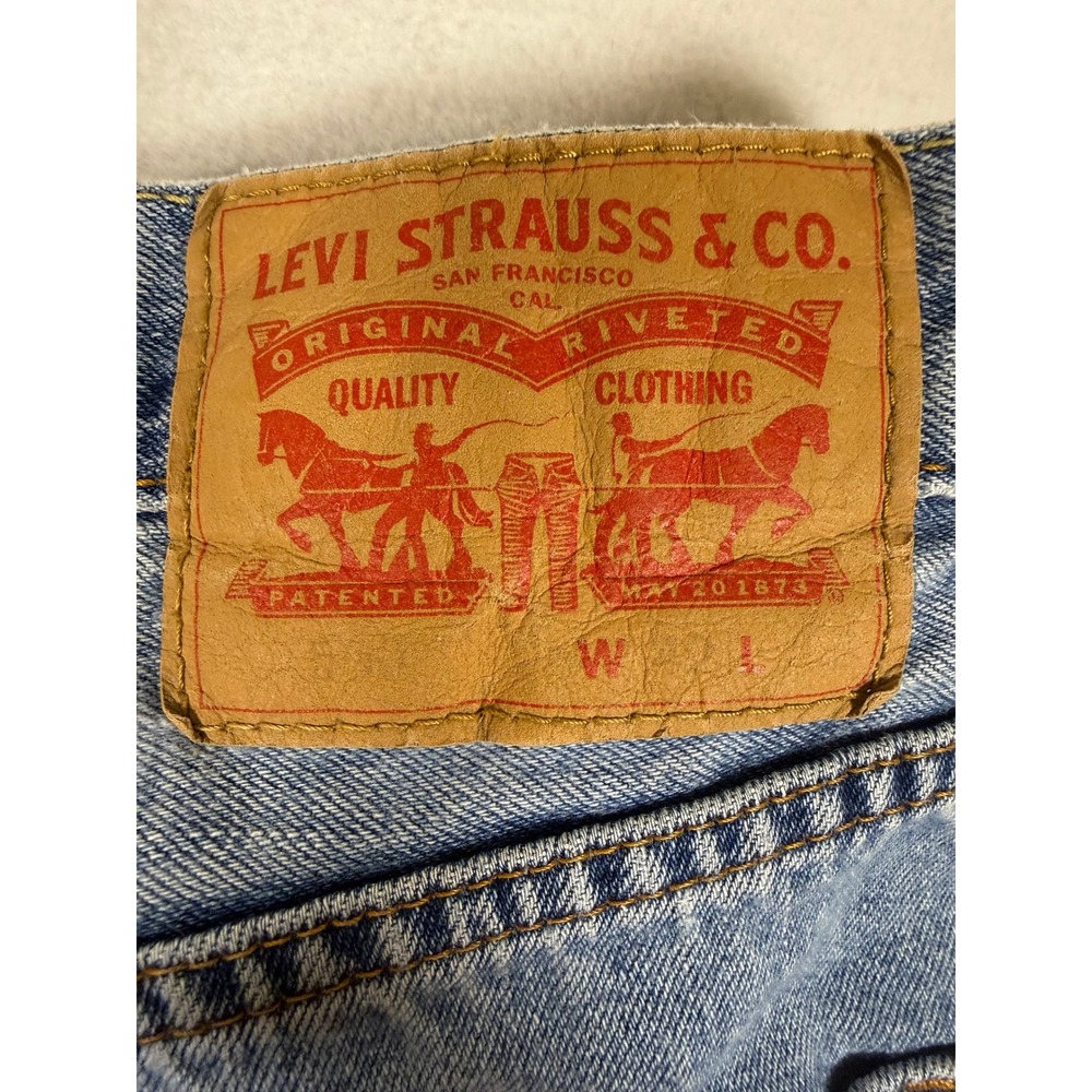 Levis 550 Relaxed Fit Tapered Leg Light Wash Blue Denim Jeans Mens 42x32 - Picture 7 of 12
